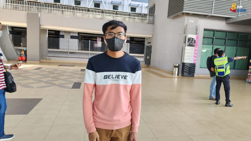 遊子特地請假回鄉投票 料下午後將有更多人通關