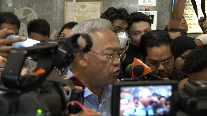 諾奧瑪辭巫統雪州主席 吁扎希下台