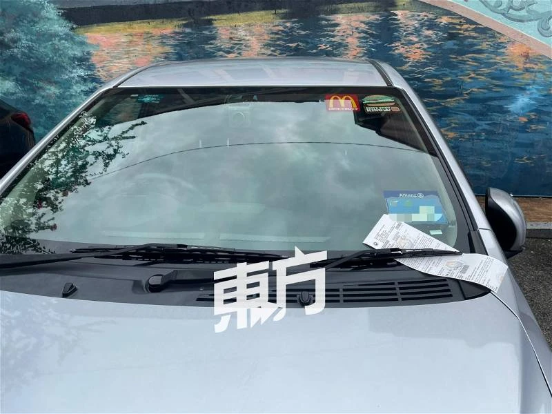 非法看車員大膽向遊客收費 遭甲州議員當場喝止並報警