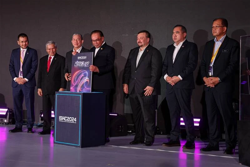 安華:大馬距離成為老齡國還有19年 需優先投資銀髮經濟實現健康老齡化