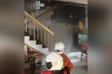 雙層排屋起火　58歲男子喪生