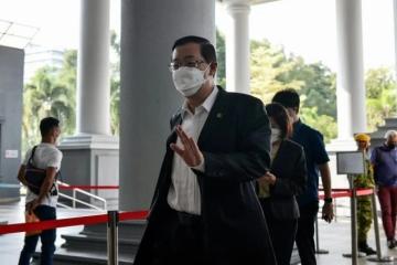 丹絨檳榔2地段值3億　證人：不知政府委官員估價8000萬