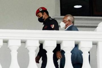 證人：納吉授權聶法依沙　管理銀行帳戶