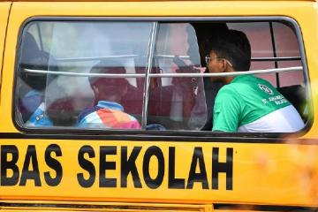 否認校車費調漲　校車公會促安華勿威脅業者