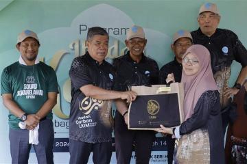 大馬鮮榴槤獲准出口中國　農長鼓勵業者大規模種植