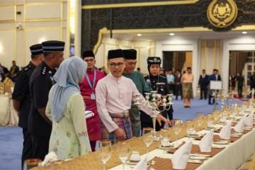 法米：準備就緒迎登基大典　RTM首次採用國英雙語直播