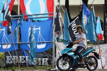 新傳媒中文新聞與時事組 13記者全馬直擊各地選情