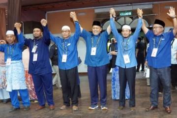 國盟宣稱贏得大選 哈迪：會討論組織政府