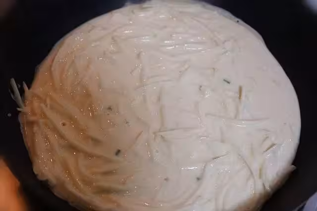 香煎土豆絲餅變著花樣做主食保證家人都愛吃