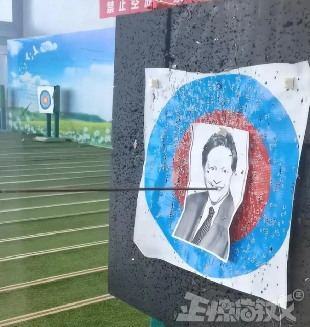 啥操作？魔獸10.05在國服停運首日上線，氣得玩家反手做墓碑！