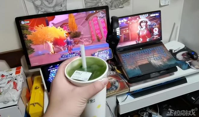 啥操作？魔獸10.05在國服停運首日上線，氣得玩家反手做墓碑！