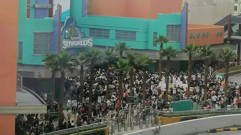 連假報復性旅遊  大馬各州景點塞到爆