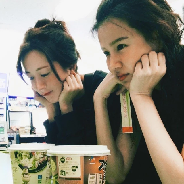 人在大馬不忘好姐妹唐詩詠生日　黃翠如曬照隔空送祝福