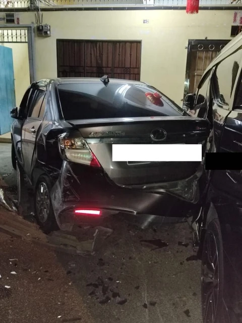 失控連撞3車逃逸留車牌　受害者上網發布「尋人啟事」