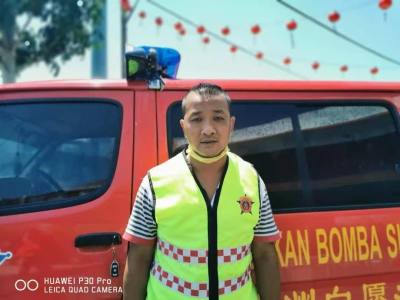 威南化學工廠火災火苗亂竄　消防車救災也不幸被燒！