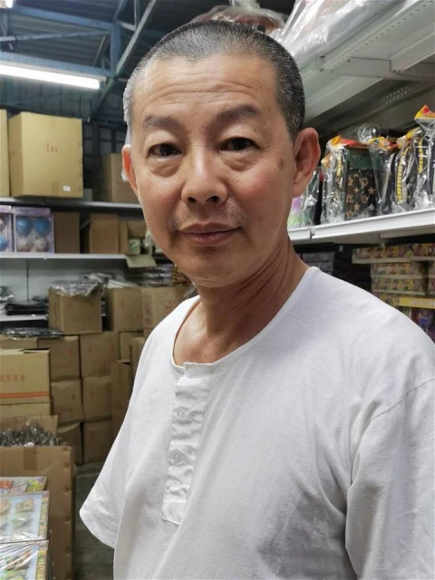 清明祭品微漲5至10% 民眾採購從簡控制花銷