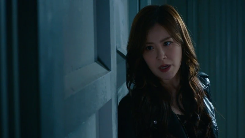 【隱形戰隊】劉穎鏇肉搏匪徒畫面震憾　劉佩玥坦承打戲壓力大