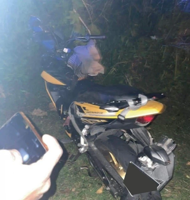 食物外送員夜間騎摩哆行駛　與車迎面相撞後傷重不治