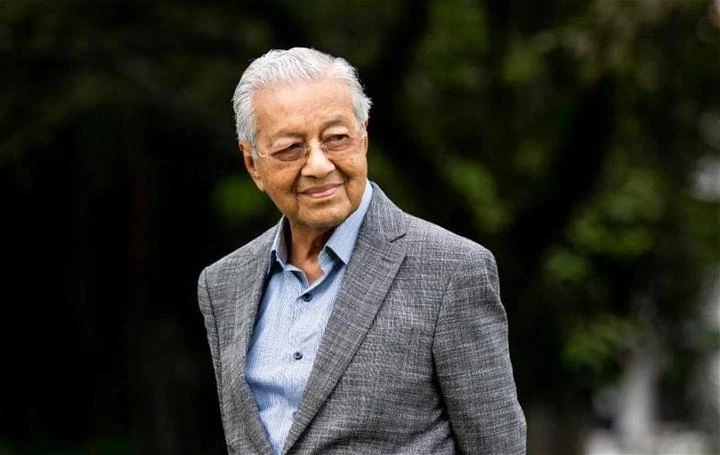 阻止舉辦馬來人宣言大會　馬哈迪：馬來人應反對安華政府