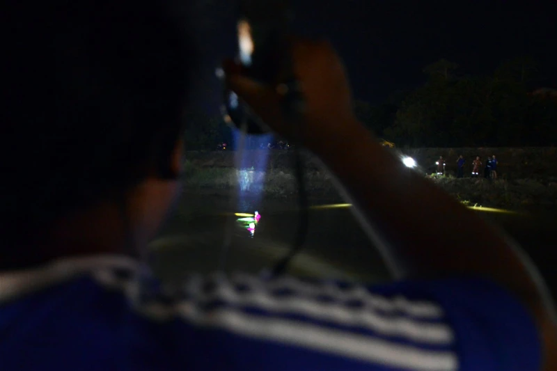 父親救起連同車子墜河5歲兒後　沉入河失蹤今早遺體被尋獲