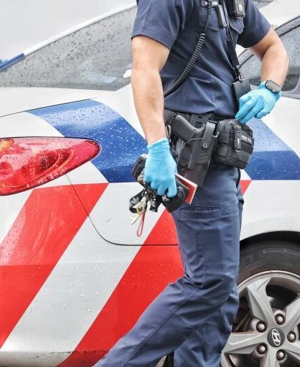 疑酒店內群聚吸毒　5男女爆衝突釀血案