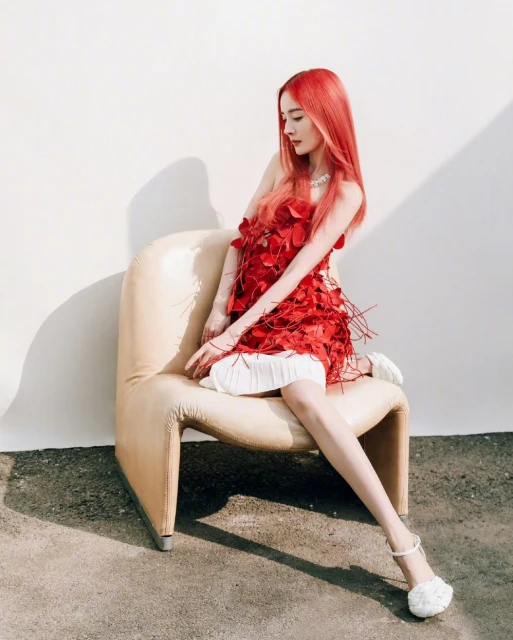 離婚5年楊冪曝享受單身　「現在對愛情一點興趣都沒有」