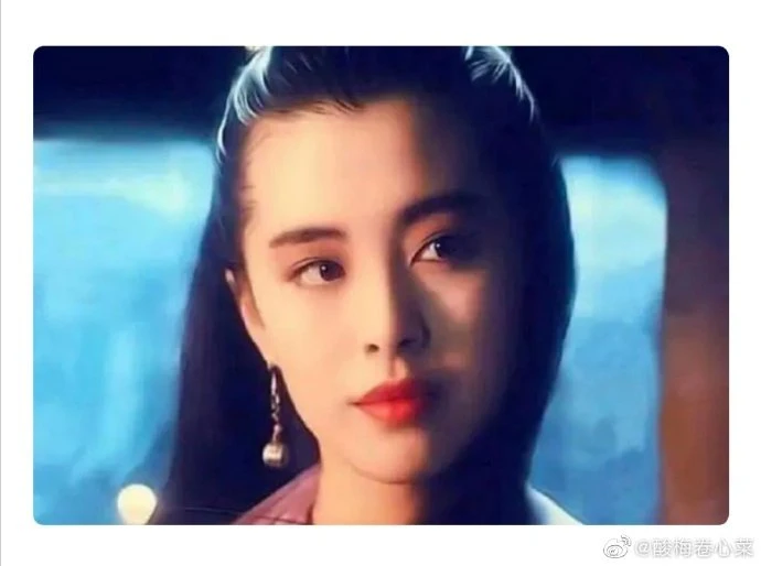 確認不是AI換臉！　23歲直播主真人上鏡「99%撞臉王祖賢」