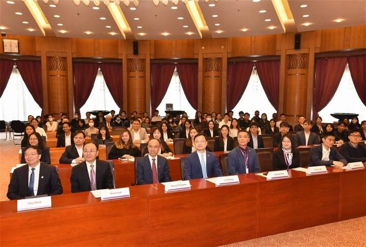 【獨家】安華公開喊話「要人」　大馬籍清華大學教授紀家葵回應了