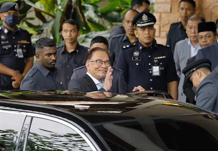 安華：中國著名公司同意大馬作為區域樞紐