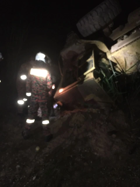 採石場操作挖掘機翻覆　2孟加拉男子客死異鄉