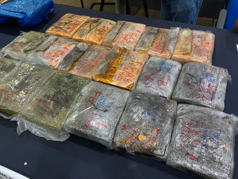 小販邊賣飯邊賣毒　路邊攤搜獲18公斤大麻磚