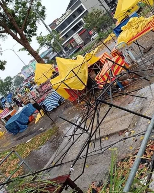 狂風暴雨來襲　齋戒月市集百個攤位被毀
