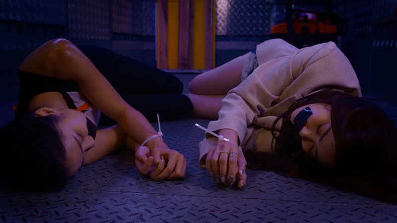 【隱形戰隊】趙希洛胡諾言床戲太突兀　「性感雙嬌」慘遭辣手摧花