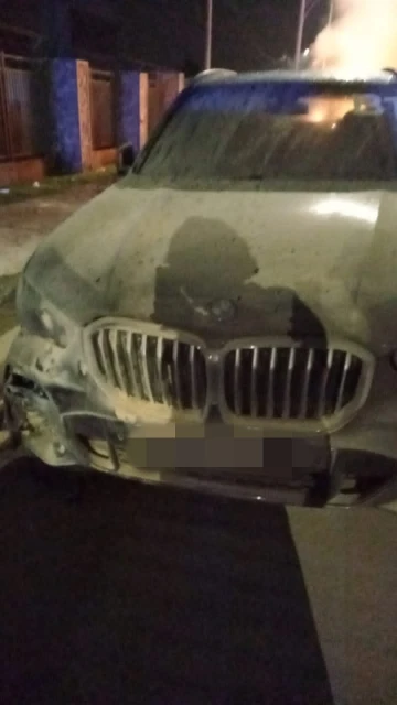 拖格羅里卸車期間突失火　4寶馬名貴轎車被燒毀