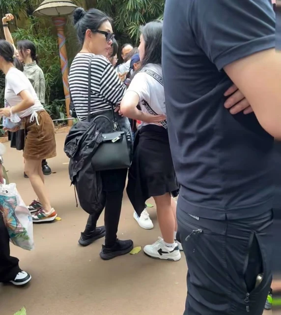 網民野生捕獲邱淑貞　「身材似發福」未修圖照曝光