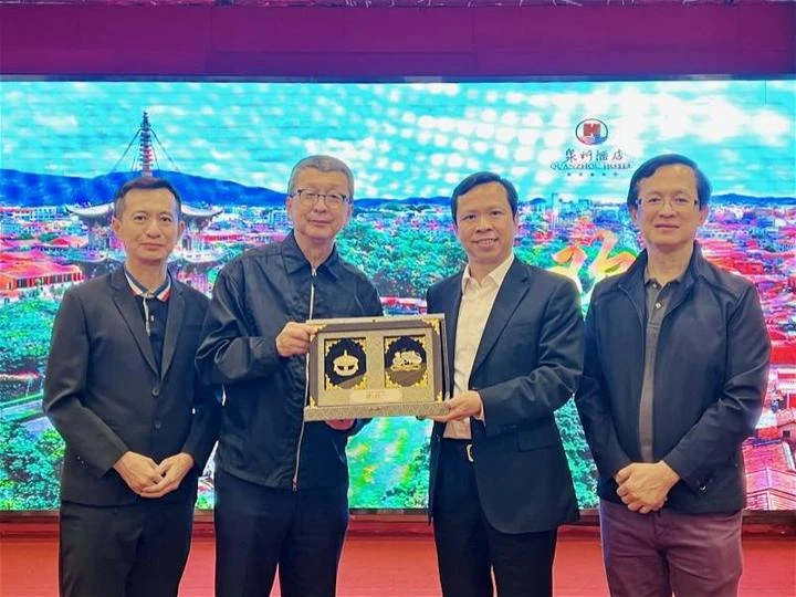 林福山率家族團訪泉州　獲副市長劉林霜接待