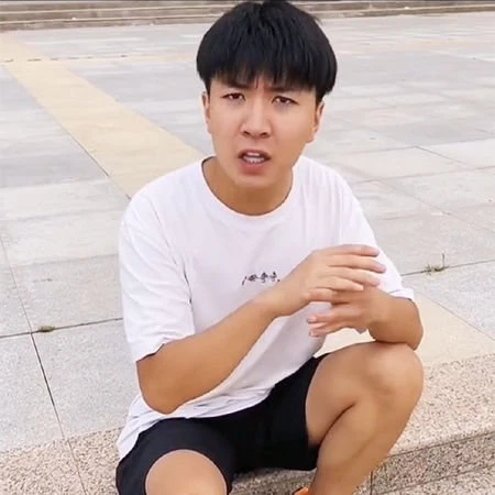 21歲網紅車禍亡　母痛哭狂搧遺體巴掌父心痛發聲