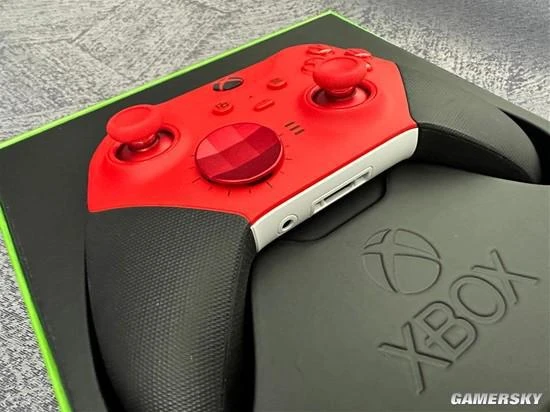 赤色彗星！XBOX精英手柄2代青春版紅配色開箱圖賞