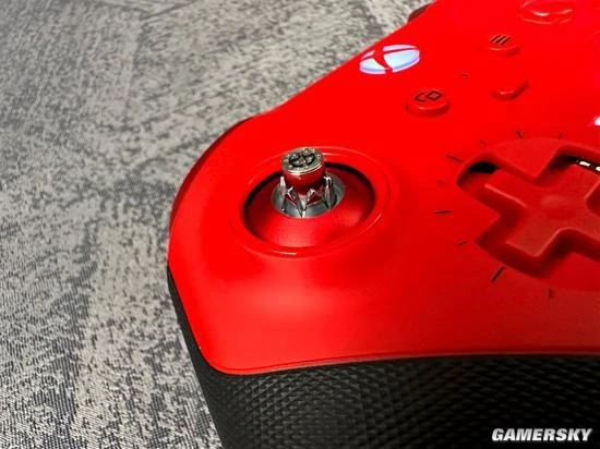 赤色彗星！XBOX精英手柄2代青春版紅配色開箱圖賞