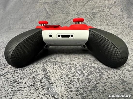 赤色彗星！XBOX精英手柄2代青春版紅配色開箱圖賞