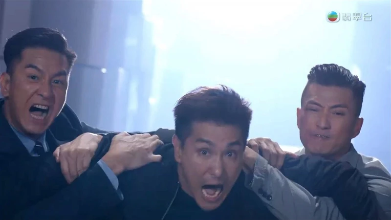 【隱形戰隊】唐詩詠5秒換3雙鞋「穿幫」　有人贊好劇有人轟爛尾