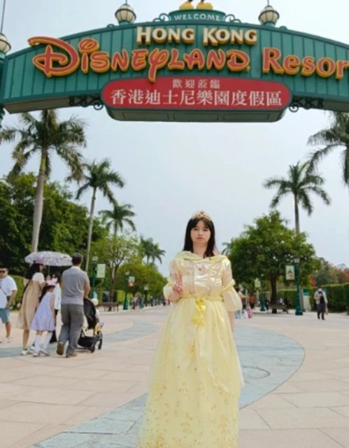 「全民Baby舞」點擊率破百萬　薛影儀扮公主入迪士尼被禁足