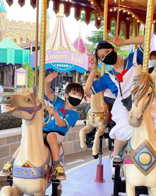 「全民Baby舞」點擊率破百萬　薛影儀扮公主入迪士尼被禁足