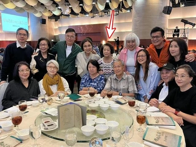 80歲「TVB御用惡母」白茵激罕露面   獲網贊保養得宜