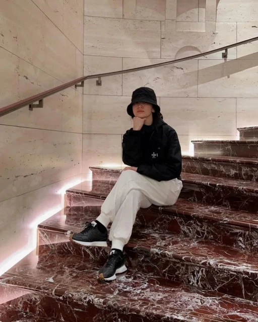 「亂髮加素顏」難掩女神形象　宋慧喬曬私下零修圖美照