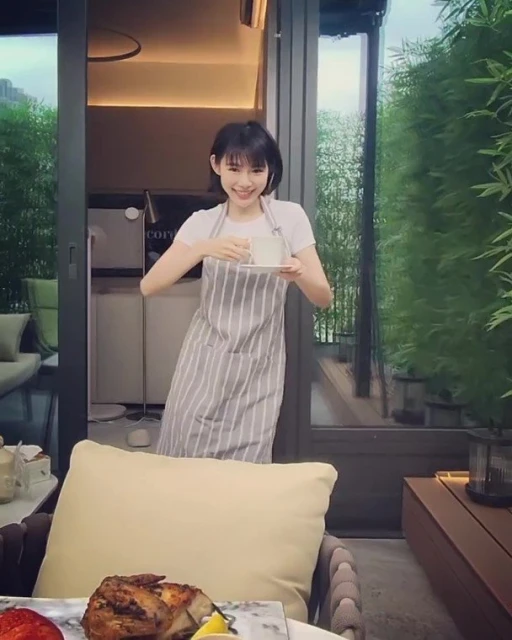 香港新居裝修簡約有格調　林明禎風騷迎首位貴賓