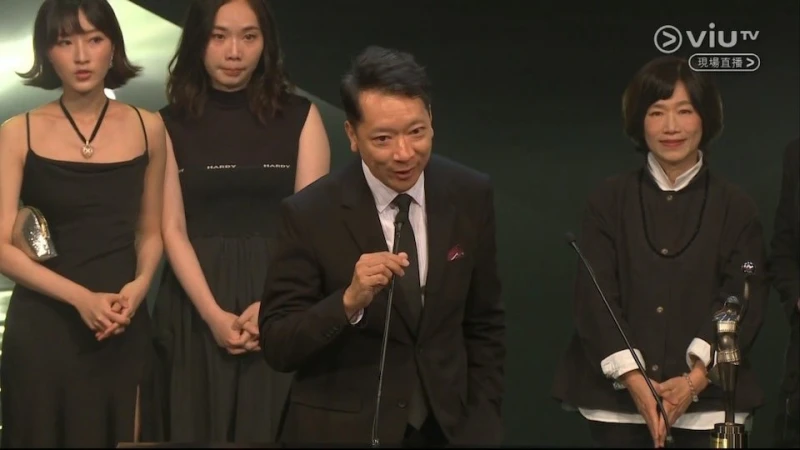 【金像獎2023】爭議下獲最佳電影　《給十九歲的我》掀罵戰：鋪路再公映？