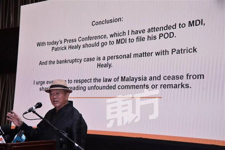 21天內提呈財務清冊　李金友已向報窮局報到