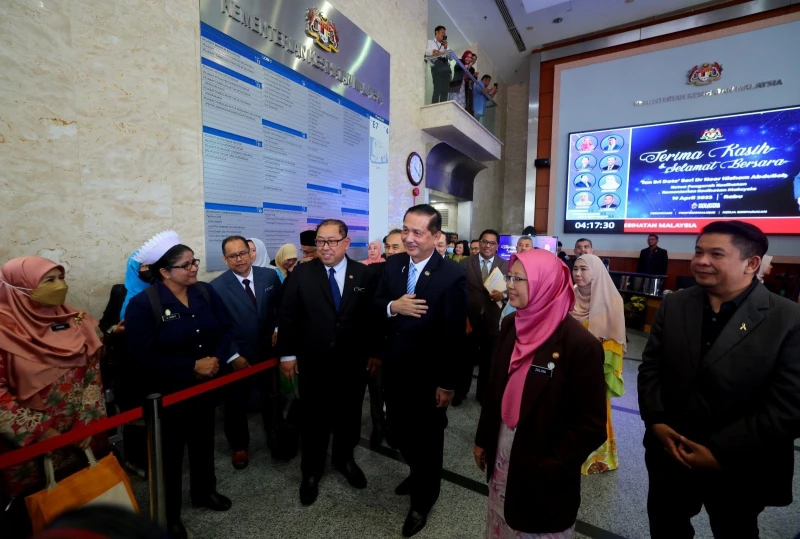 「要休息一陣」　諾希山周五退休