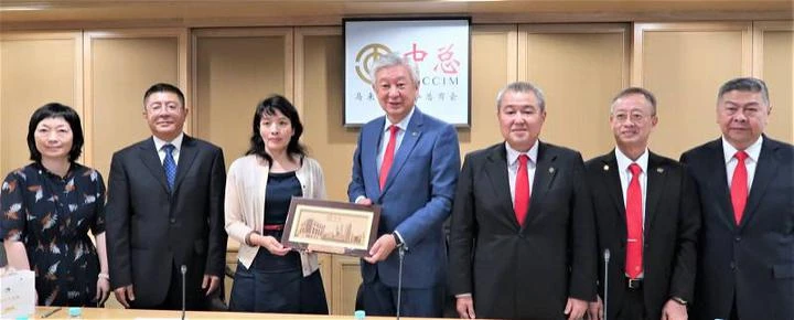 中國雲南省商務廳禮貌拜訪中總